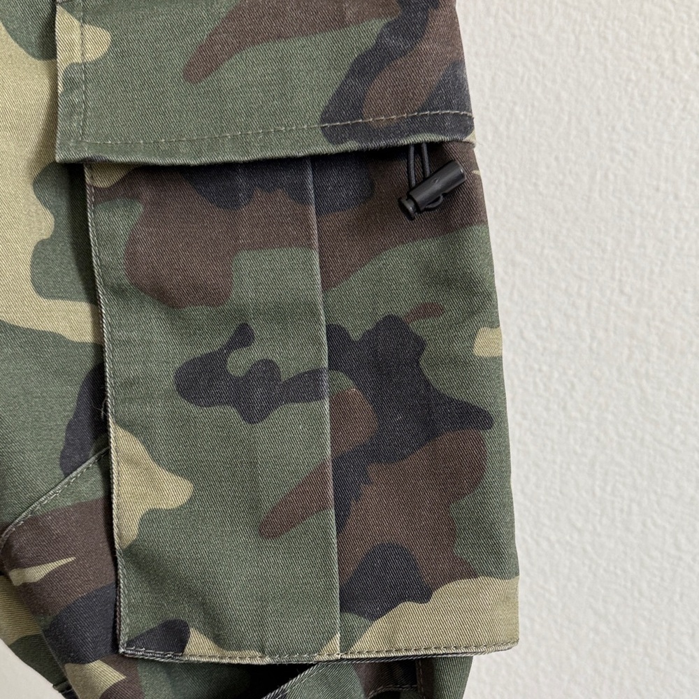 Camouflage Cargo Shorts for Women - Picture 5 of 9